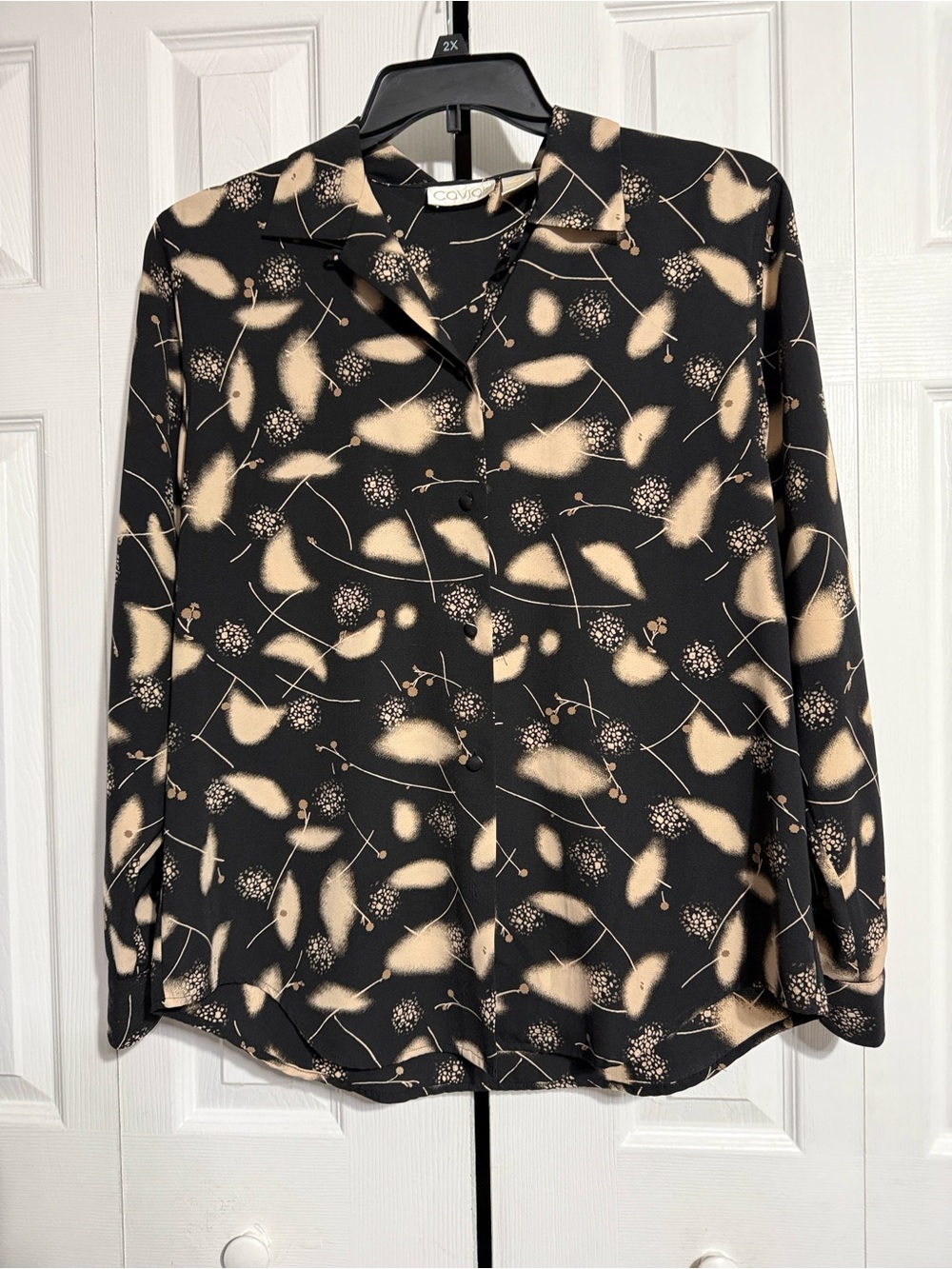 PRETTY Caviar black & beige button down blouse shirt top size LARGE